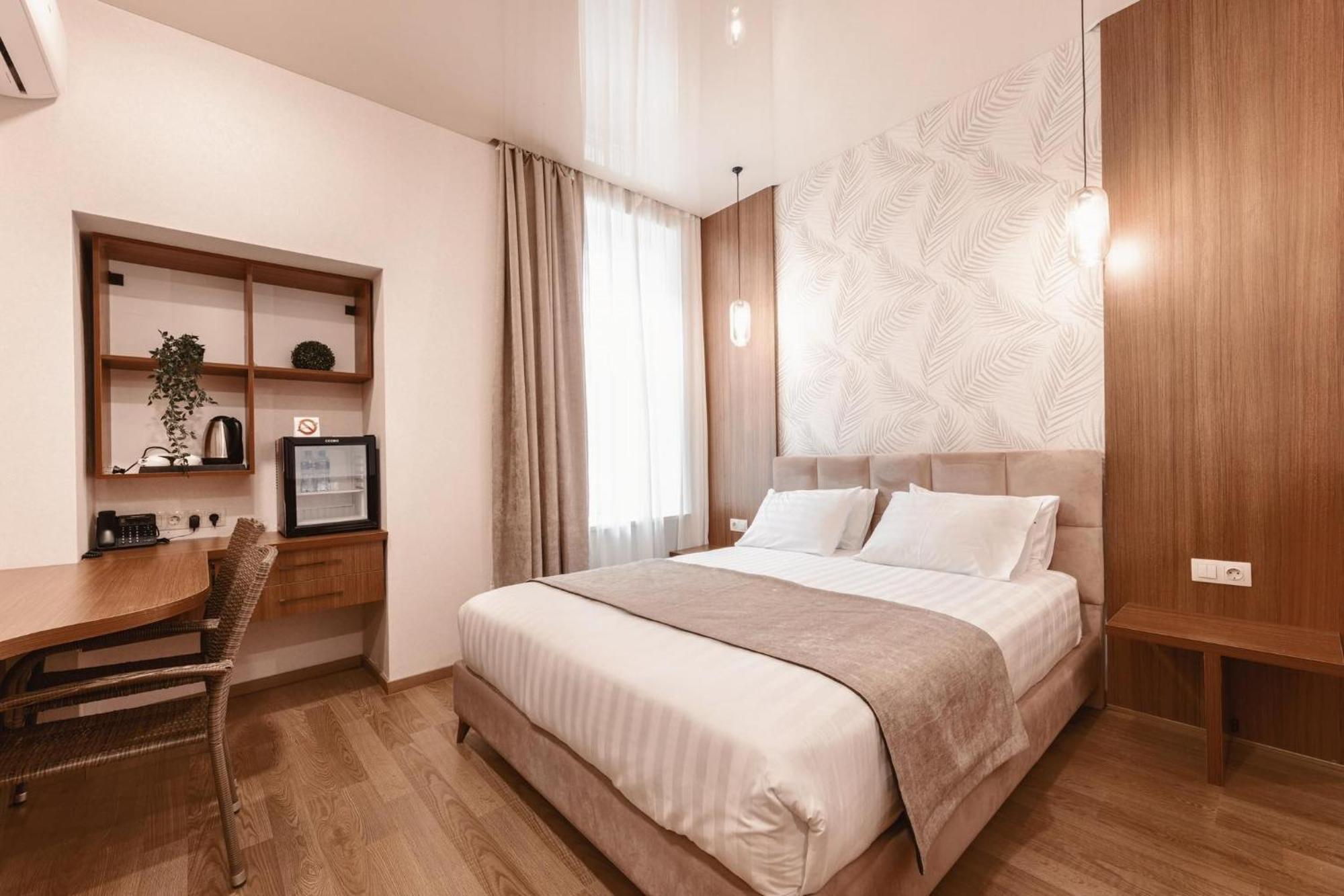 Park Hotel Tskaltubo - Balneo Resort Bagian luar foto